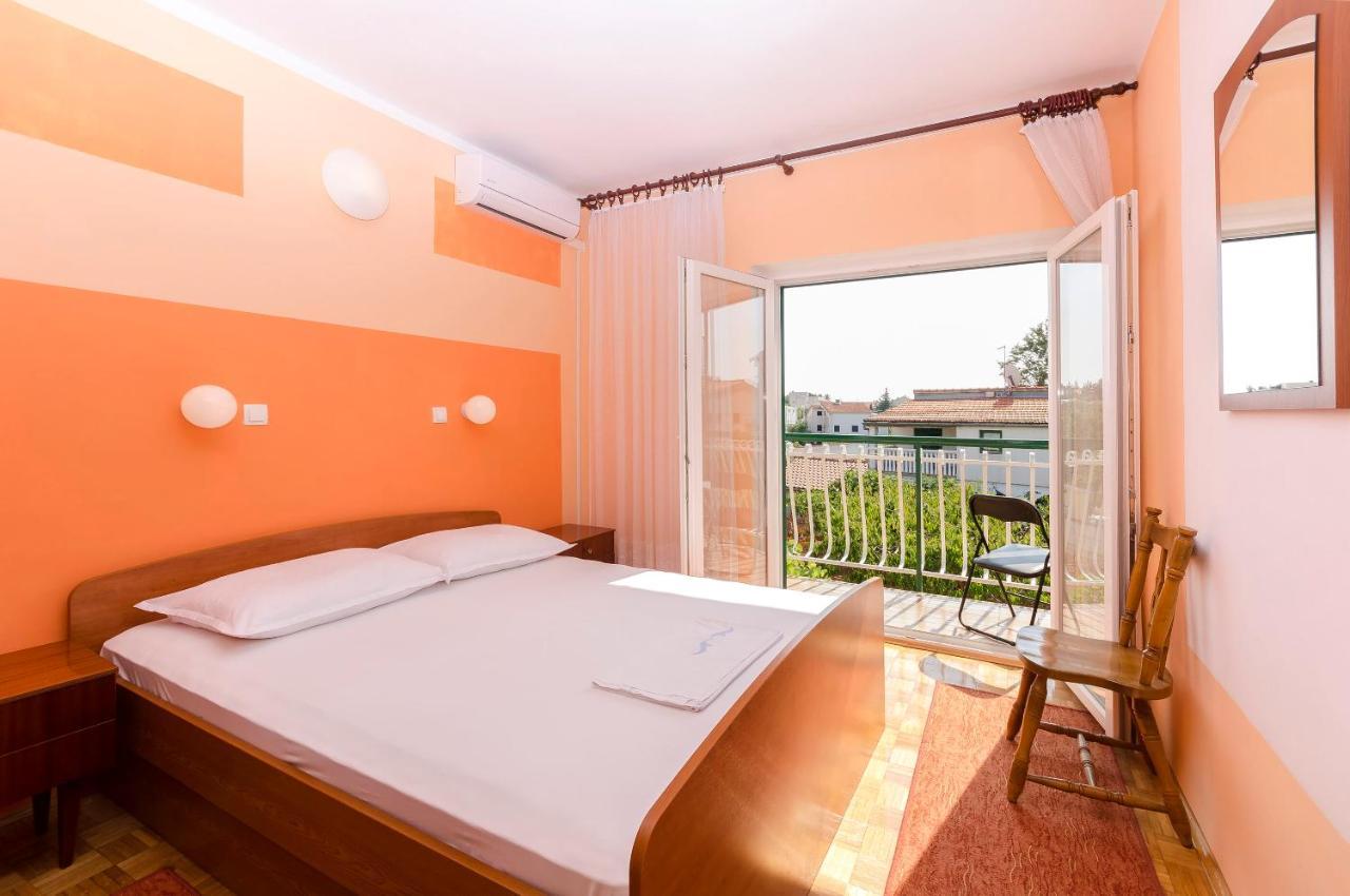 Rooms Dejana Vodice Exterior photo
