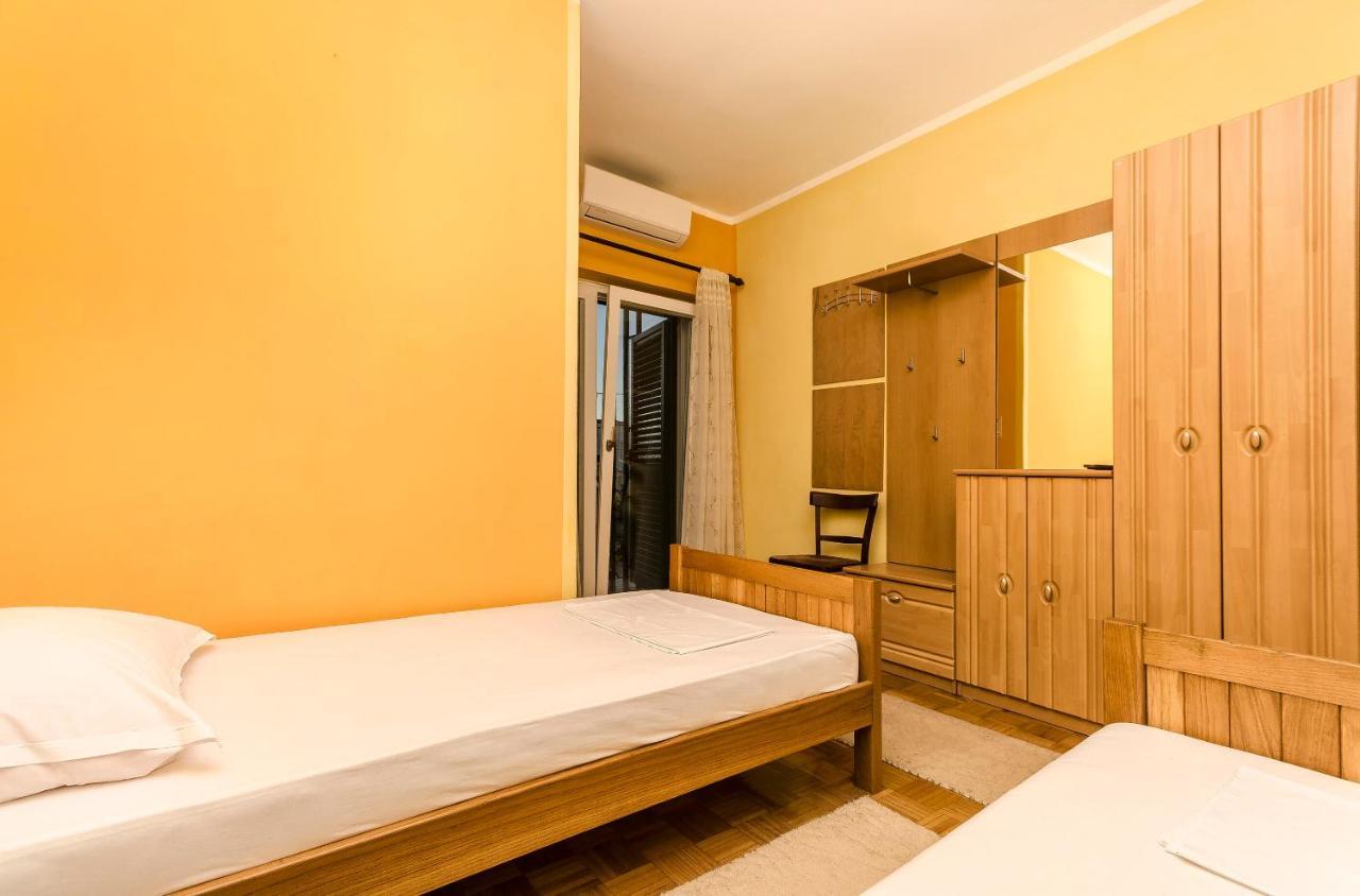 Rooms Dejana Vodice Exterior photo